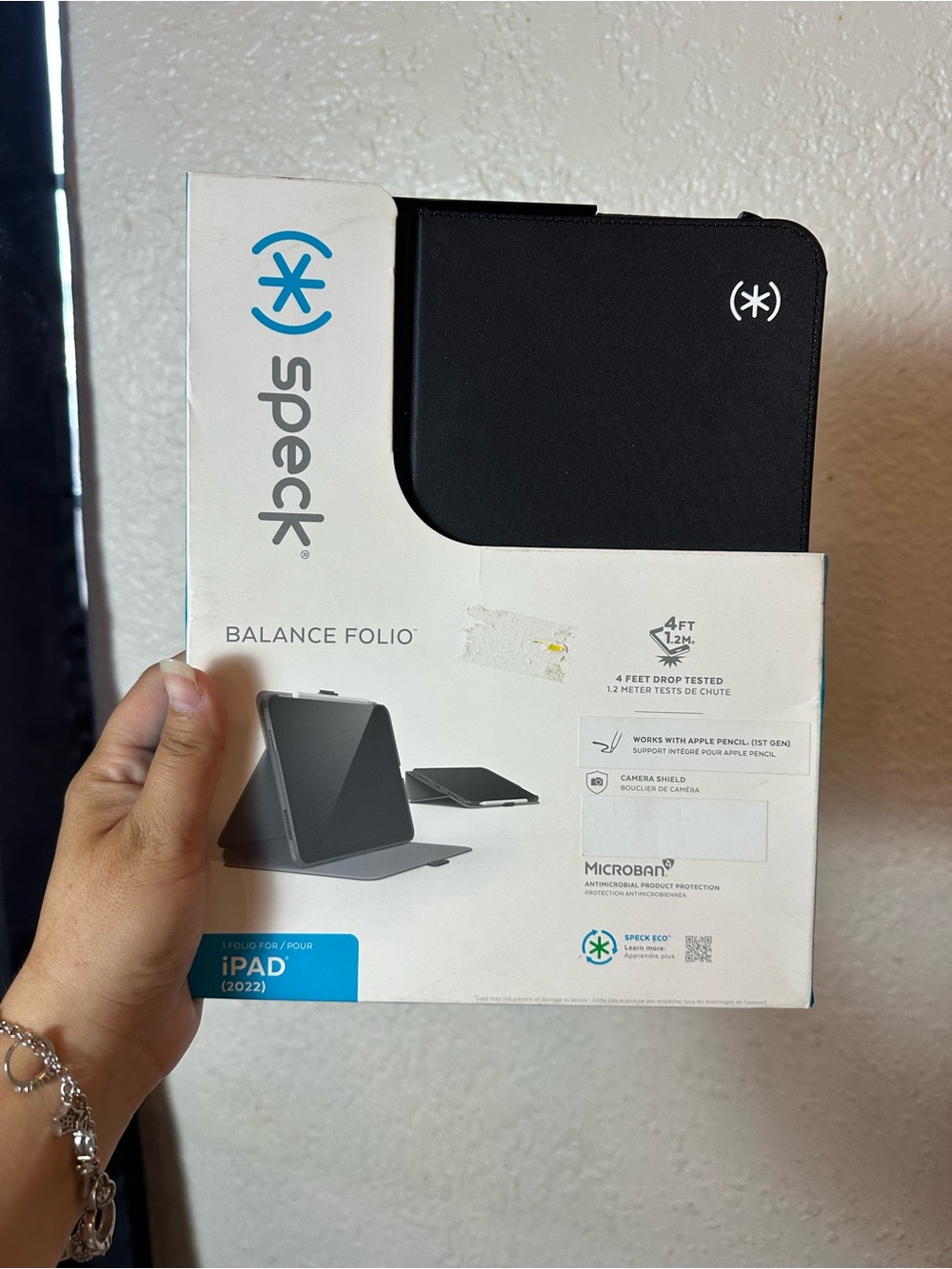speck Balance Folio iPad Case in Black 10th generation